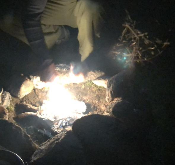 Odun toplayp kamp atei yakan nl iftin fotoraflar ksa srede ok sayda beeni ald.