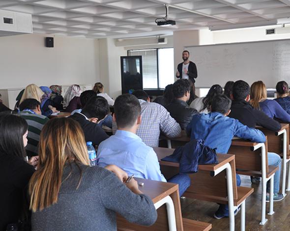 <p>STANBUL</p>  <p>stanbul ili Meslek Yksekokulu</p>  <p>renci says: 2 bin 509</p>  <p>Kadrolu retim eleman says: 77</p>  <p>Kadrolu retim yesi says: 6</p>