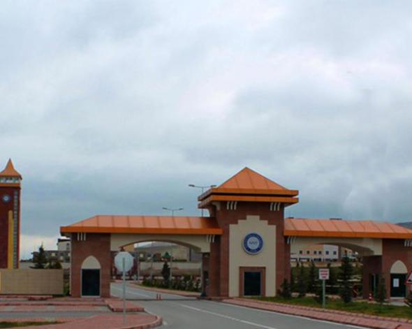 <p>KAYSER</p>  <p>Nuh Naci Yazgan niversitesi</p>  <p>renci says: 3 bin 459</p>  <p>Kadrolu retim eleman says: 80</p>  <p>Kadrolu retim yesi says: 52</p>