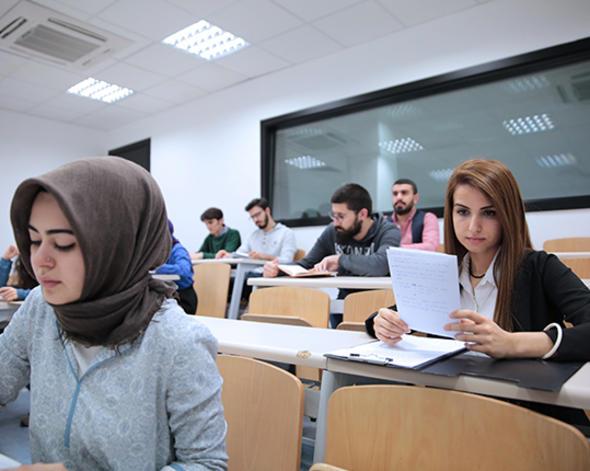 <p>STANBUL</p>  <p>stanbul ehir niversitesi</p>  <p>renci says: 5 bin 305</p>  <p>Kadrolu retim eleman says: 258</p>  <p>Kadrolu retim yesi says: 110</p>