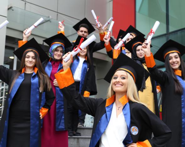 <p>TRABZON</p>  <p>Avrasya niversitesi</p>  <p>renci says: 7 bin 11</p>  <p>Kadrolu retim eleman says: 196</p>  <p>Kadrolu retim yesi says: 102</p>