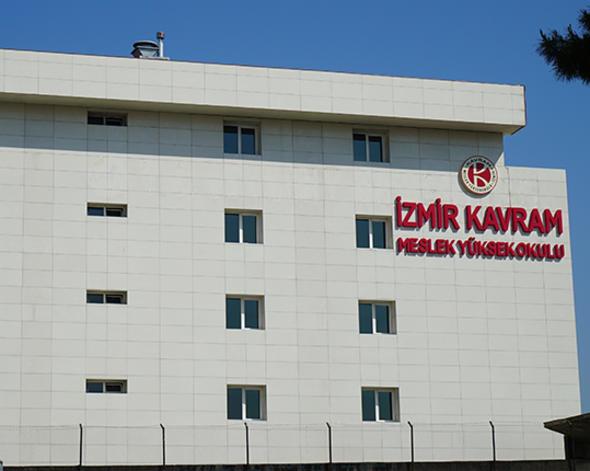 <p>ZMR</p>  <p>zmir (stanbul) Kavram Meslek Yksekokulu</p>  <p>renci says: 3 bin 249</p>  <p>Kadrolu retim eleman says: 101</p>  <p>Kadrolu retim yesi says: 9</p>