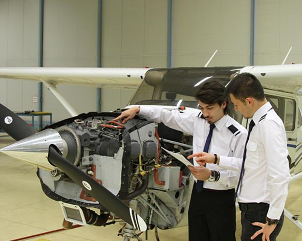 <p>ANKARA</p>  <p>Trk Hava Kurumu niversitesi</p>  <p>renci says: 3 bin 926</p>  <p>Kadrolu retim eleman says: 167</p>  <p>Kadrolu retim yesi says: 61</p>