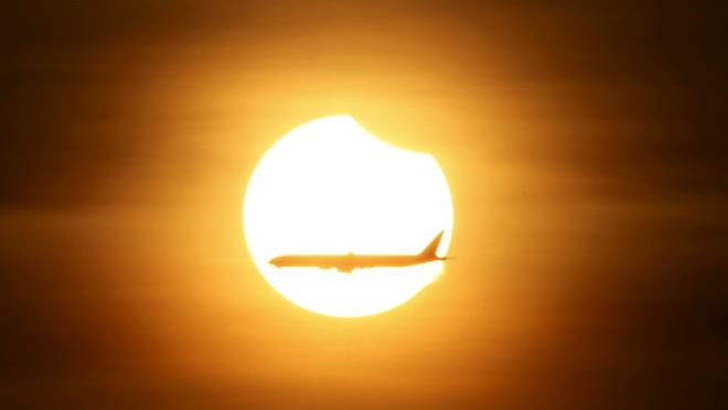 15 ubbat'ta gerekleen 2018'in ilk Paral Gne tutulmas'ndan geriye bu kareler kalmt...