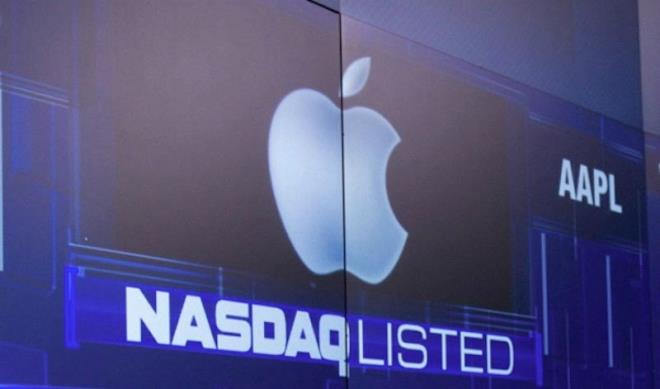 Analistler eyll aynda yeni rnler ikaracak Apple&#8217;n 1 trilyon dolar piyasa deeri olan dnyadaki ilk irket olmaya ok yakn olduu kansnda.