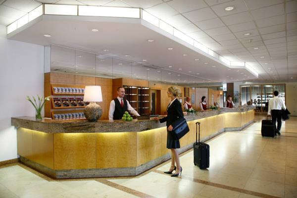 <p><b>Turizm letmecilii</b></p>  Turizm otel yneticileri, iletme yneticileri, yiyecek-iecek iletme yneticileri, pazar ve rn gelitirme yneticilerine olan ihtiya giderek artacak.