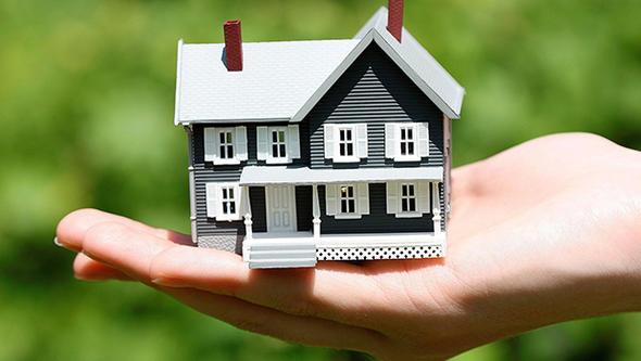 Ziraat Mhendisi  <br>  Mhendislerin ok stresli bir i hayat olduu bilinse de, bu durum ziraat mhendisleri iin geerli deil. Hayvan yetitiricilii, bitki retimi gibi projelerde yer alan ziraat mhendisleri, zel ve kamu kurulularnda i olanaklarna sahip.