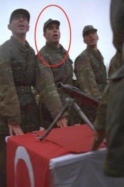 Haluk Levent yemin treninde.