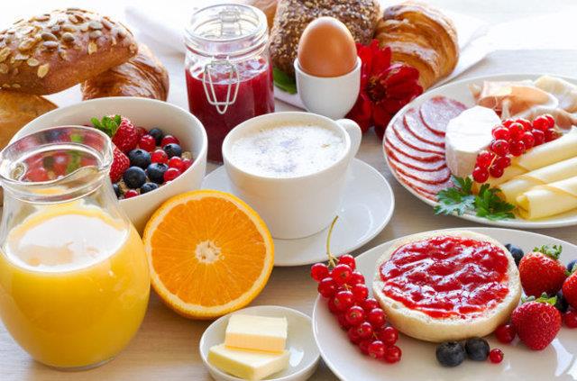 Amerika'da salkl yaam alannda tyolar veren eatthis.com insan salna zarar verebilecek 30 rn aklad.