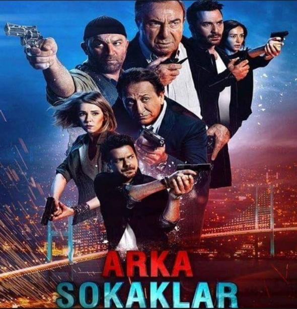 <p>Yayn hayatnda 12 sezonu geride brakan ve bir ekran klasii haline gelen dizi kendi gnnde ve saatinde yaynlanmaya devam edecek.</p>