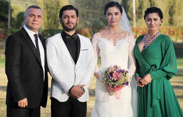 <p>Dizi eyll ayndan itibaren kendi gnnde ekrana gelecek.</p>