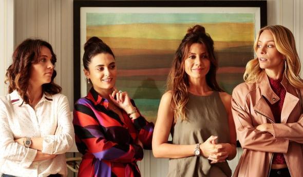 <p>UFAK TEFEK CNAYETLER</p>  <p>  Yaynlanmaya balad gnden bu yana ekrana gelen her blmyle izleyiciyi ters keye yatrmay baaran 'Ufak Tefek Cinayetler'  yeni sezonda yine Star Tv ekranlarnda olacak. </p>