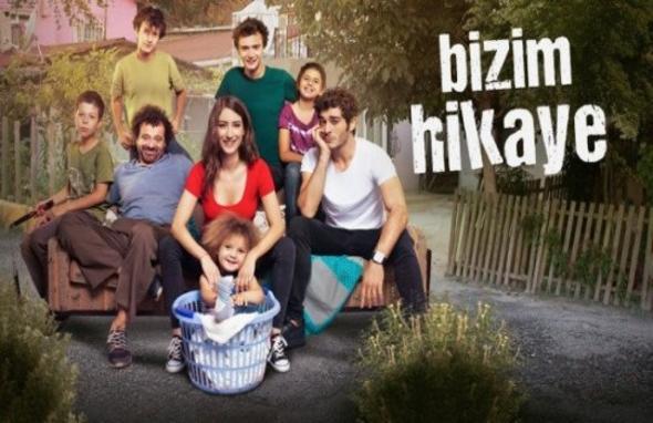 <p>BZM HKAYE</p>  <p>  Barollerini Hazal Kaya ile Burak Deniz'in paylat 'Bizim Hikaye' de macera kald yerden devam edecek. </p>