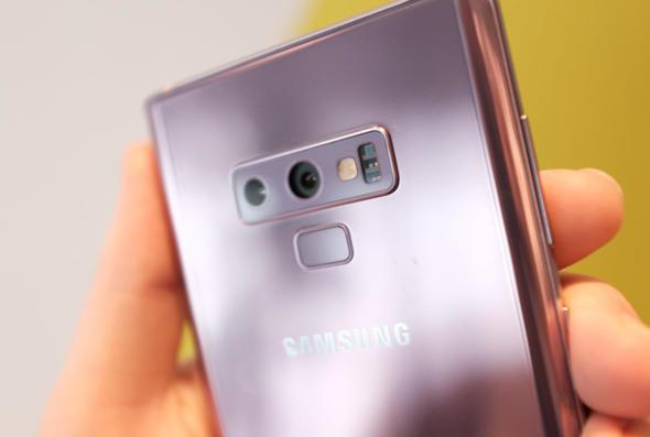 Galaxy Note9&#8217;un 6 GB RAM / 128 GB dahili hafzal modeli tavsiye edilen sat fiyat KDV dahil 6.499 TL olacak ekilde 10 Austos 2018'den yani bugnden itibaren piyasaya sunulacak.