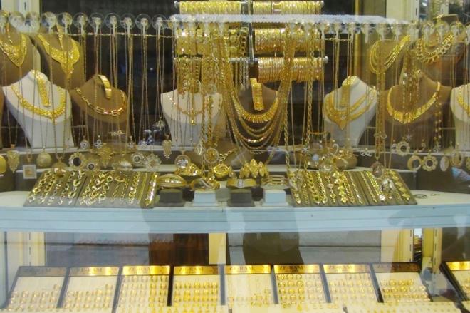 8- Birikimlerinizi tandk dvizcilere ve kuyumculara emanet etmeyiniz. Gveniyorum yok, banka var. Yarn bugn kepenk indirip gittiinde &#8220; Devlet nerede?&#8221; Diyemezsiniz.