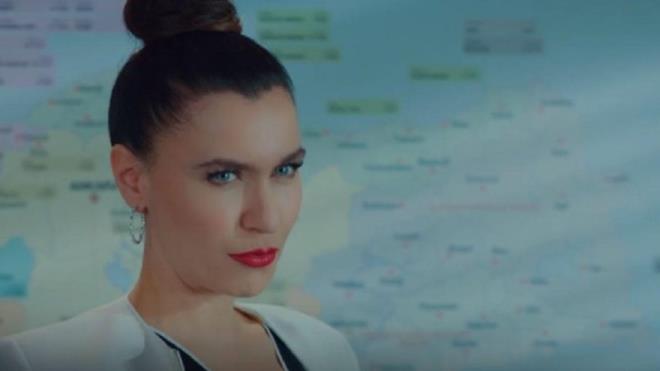 Alihan son derece kibirli, ukala, zengin bir i adamdr. Zeynep ve Alihan&#8217;n ztlklar ksa zamanda bir etkileime dnr. Zeynep&#8217;in bilmedii ey ise Alihan&#8217;n Halit&#8217;in orta ve ikinci karsnn kardei olmasdr. Yldz&#8217;n verecei karar sadece kendini deil Zeynep&#8217;i de etkileyecektir.