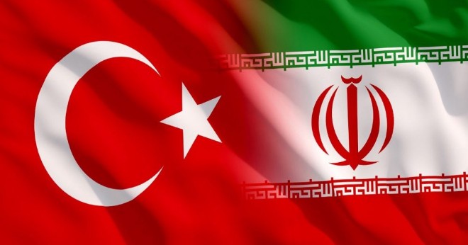 �RAN: ran D��i�leri Bakanl��� S�zc�s� Behram Kas�mi, ABD'nin T�rkiye'ye kar�� izledi�i politikay� ele�tirerek, T�rkiye i�in her t�rl� deste�e haz�r olduklar�n� s�yledi. �ran devlet televizyonuna konu�an D��i�leri Bakanl��� S�zc�s� Behram Kas�mi, "Ba�kalar� milletlerin iradesini tehdit ederek zorla de�i�tiremezler. �ncelikle bir �lke ba�kan�n�n ba�ka bir �lkeye ekonomik bask� uygulamaktan zevk almas�ndan teess�f ederiz. bu y�ntem bir sonuca varmayacak. Ak�l, mant�k ve ho�g�r�n�n d�nya �lkeleri aras�ndaki ili�kilerde esas al�nmas�n� umut ederiz" ifadelerini kulland�.