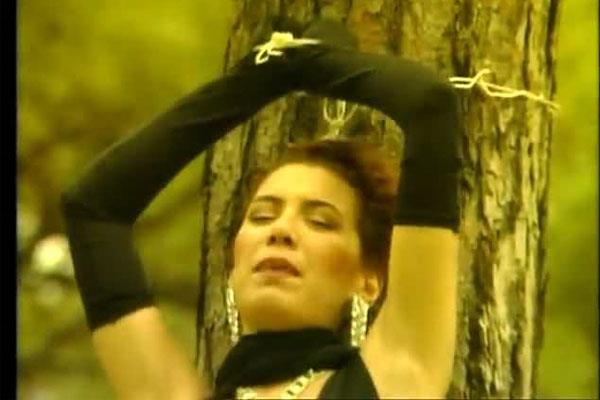 Sibel Tzn - Beni Balamaz