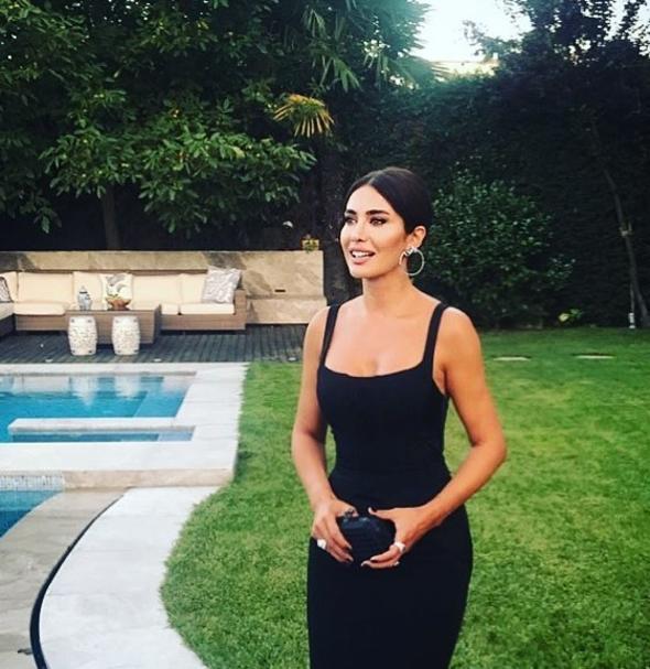 zellikle bu yorumlar yapanlarn kadn olmas ok ok zc benim iin... Evet, u an 36 beden deilim normal olarak! Ama hayatmn en mutlu gnlerini yayorum... imden bir mucize, bir insan kt.