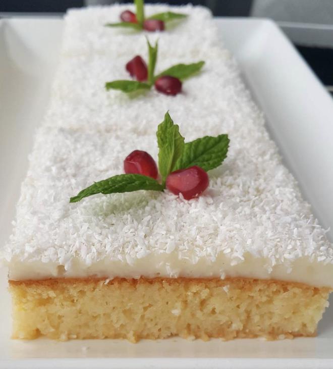 Bayramda tatl tketimi de nemli. Tatl alacaksanz erbetli olanlar deil, stl ve meyveli rnleri tercih etmelisiniz.&#8221;