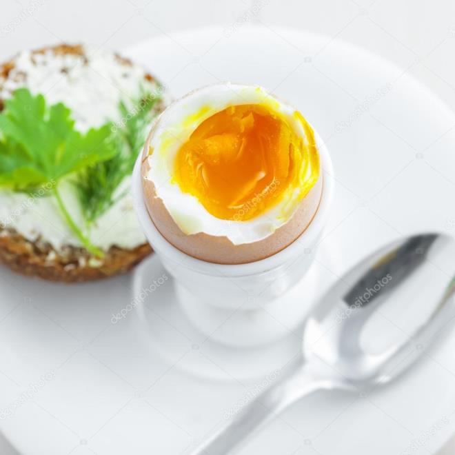 Yasz kas kitlesinin korunmasna yardmc olan &#8216;lsin&#8217; amino asidinin zengin bir kayna olan yumurta, vcut yann yaklmasnda nemli rol oynuyor