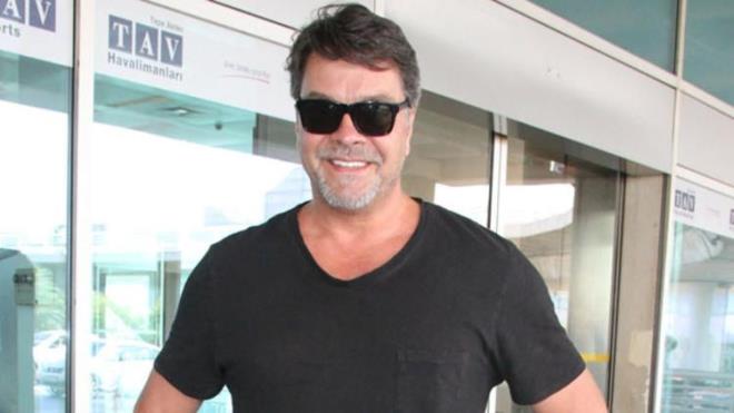 Beyazt ztrk nceki gn Atatrk Havaliman&#8217;nda grntlendi. Kbrs tatilinden dnen nl ovmen, yeni sezonda yer alaca O Ses Trkiye yarmas hakknda konutu.