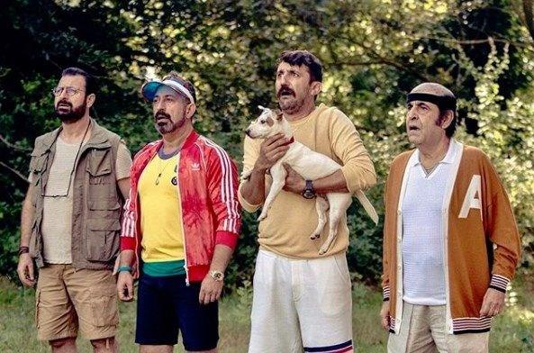 Filmde Ozan Gven, Zafer Algz, zkan Uur gibi Cem Ylmaz filmlerinin vazgeilmez oyuncularnn yan sra Cem Davran, Uraz Kayglarolu ve Nilperi ahinkaya gibi isimler de yer alyor.