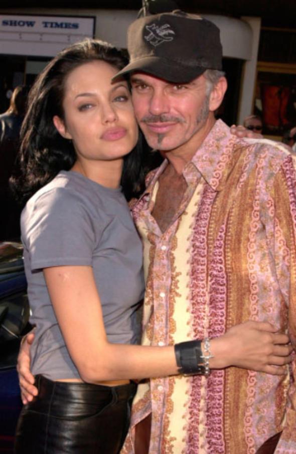 kinci evliliini ise Billy Bob Thorton ile yapt Jolie.