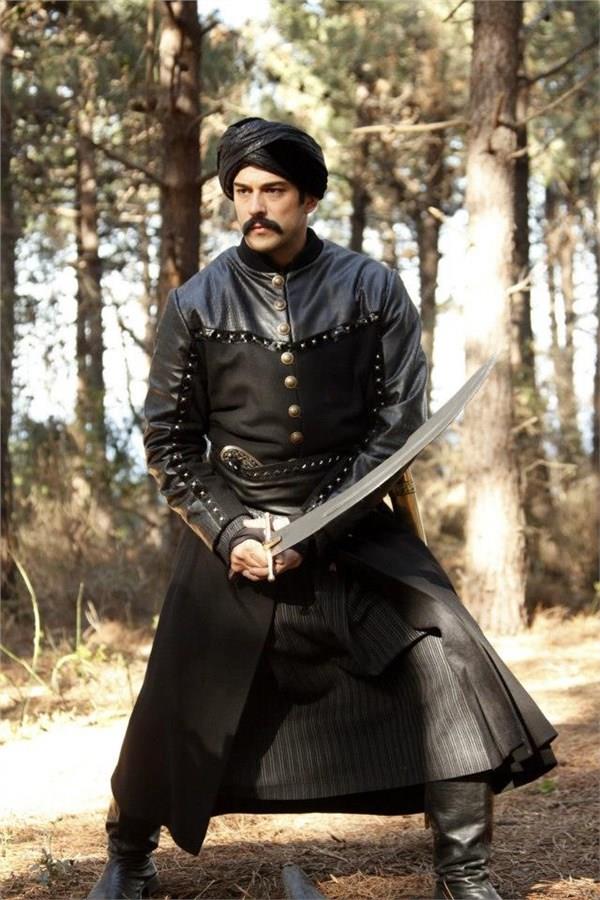 zivit, Erturul Bey&#8217;in lmesi ile baa geen ve Osmanl mparatorluu&#8217;nun kurucu padiah olan Osman Bey&#8217;i canlandracak.