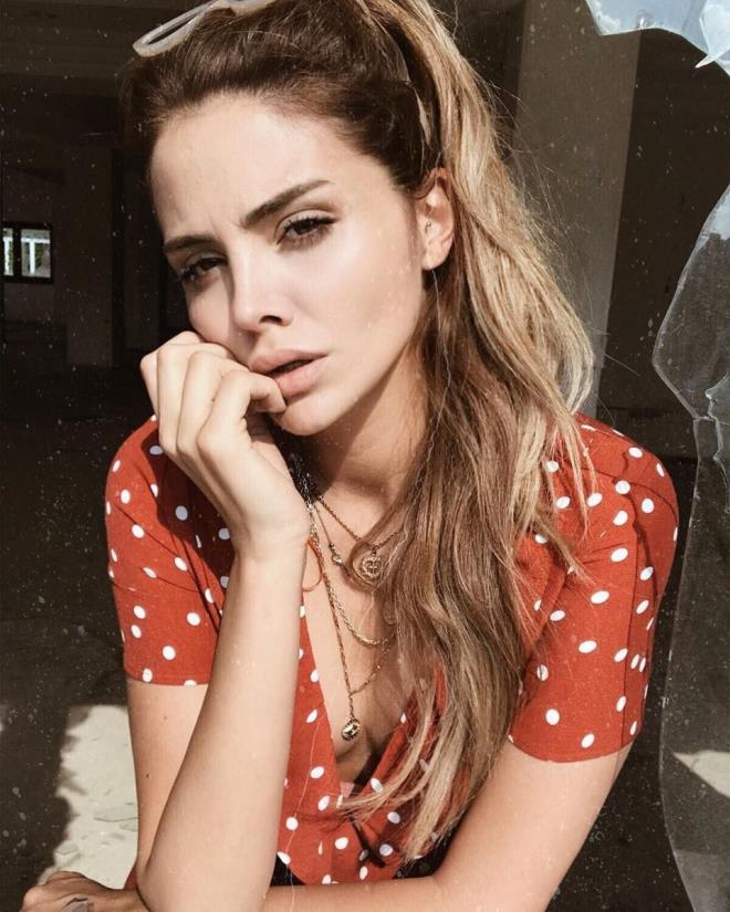 Deirmenciolu ise bu mesaj Twitter hesabndan yaynlad. Deirmenciolu daha sonra Loris Karius bu paylamn sildi.