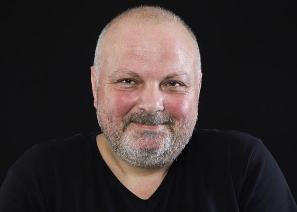 Hedefinin 7 ay ierisinde 80 kiloya inmek olduunu belirten Ferhat Ylmaz, her gn fitness yaparak ve yzerek de yaam tarzn deitirdiinin altn izdi.