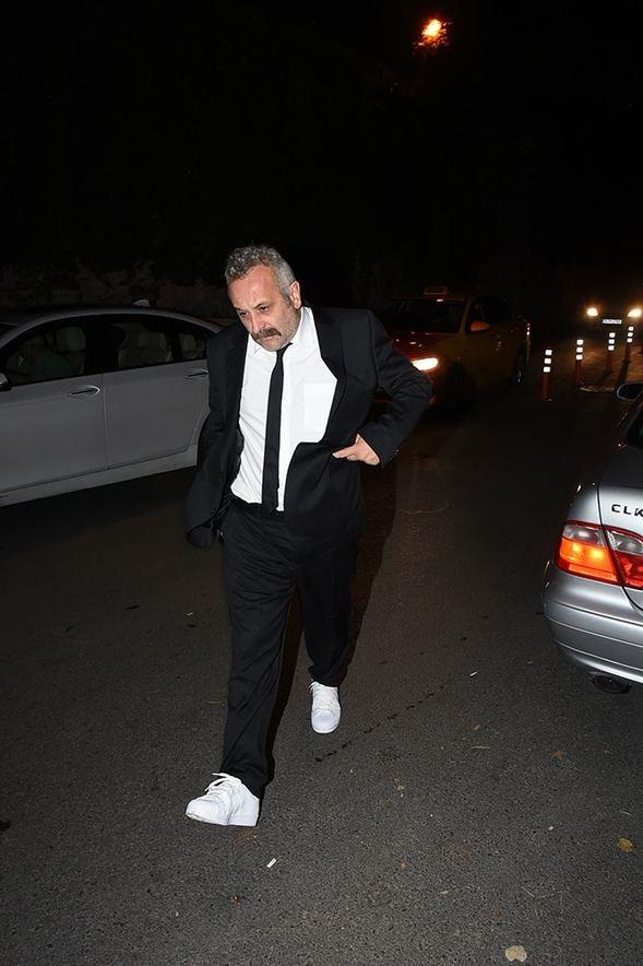 Onur �nl� d���ne b�yle geldi.