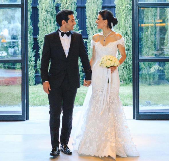 TATL YAPAMAYACAIZ  Dn sonras planlarn da anlatan ift, &#8220;stanbul&#8217;da bulunan, dne katlamayan dostlarmz ziyaret ederek, onlar iin bir organizasyon dzenleyeceiz. Setler balad iin tatil yapmayacaz&#8221; dedi. &#9674; Deniz BOY