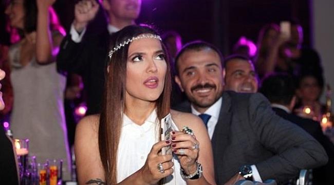 Alacakl irketin avukat Mustafa Bykba, borlularn mal kardn da iddia etti. ''ok sayda TIR ve Hadmky&#8217;deki gayrimenkul yaknlarnn zerine kaydedilmi. Tespit sonras bu varlklara da haciz konuldu'' dedi.