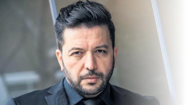 nceki gn 11 ve 17 yanda iki kz ocuunu alkoyma iddiasyla gzaltna alnan Nihat Doan'a bir darbe daha... Beyaz TV'de yaynlanan "Sylemezsem Olmaz" programnda yer alan Nihat Doan'n iine son verildii iddia edildi.