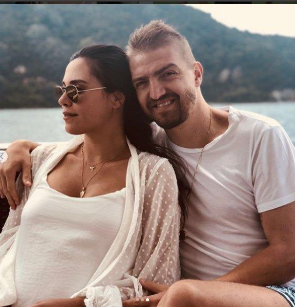 nran Oval ve Caner Erkin ifti