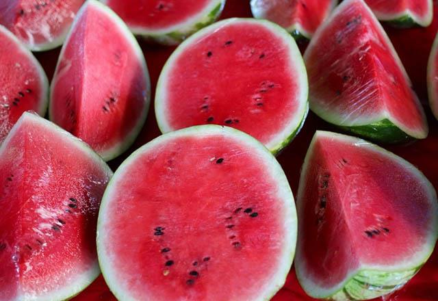 nceden kesilmi karpuzu sakn almayn.