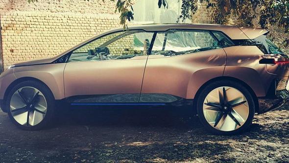 Motor zellikleri, menzili ve fiyat gibi bilgiler ise henz aklanm deil. Zaten ara u an tamamen bir konsept hlinde.