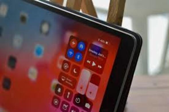iPad: 12.9 in iPad Pro (birinci ve ikinci nesil), 9.7 in iPad Pro, iPad (beinci ve altnc nesil), iPad Air 2, iPad Air, iPad Mini 4, iPad Mini 3, iPad Mini 2