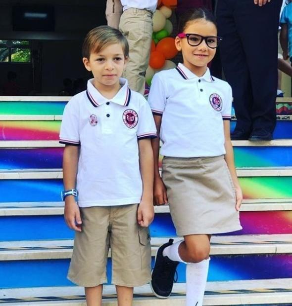 In Karaca     imdi okullu olduk, snflar doldurduk...  Her eyden nce sevgi, sayg ve deerlerinize sahip kn gzel yavrular...  2018-2019 eitim yl tm renci ve retmenlerimize hayrl uurlu olsun...