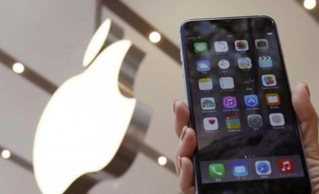 iPhone&#8217;larn Fotoraflar zellii iin gelen yeni arama yetenekleri de byk kolaylk vadediyor.     iOS 12 ile beraber FaceTime, 32 kiilik grup grntl grme zelliine kavuacakt. Ancak bu zellik, iOS 12'nin sonraki srmlerine ertelendi.