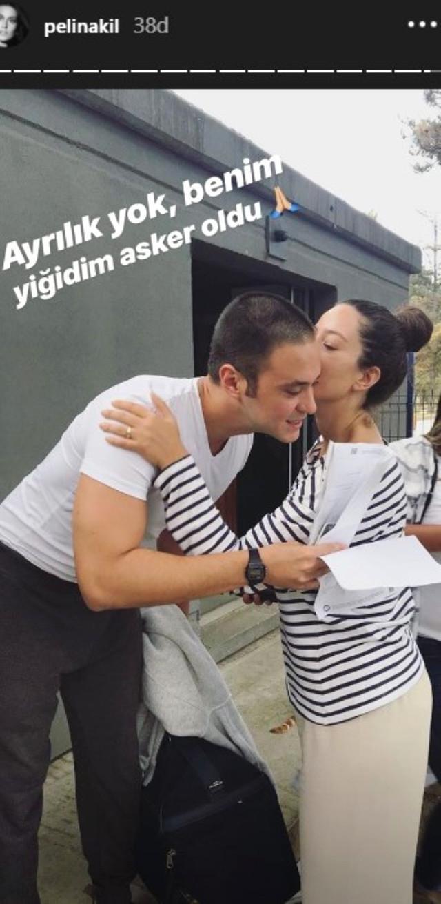 fotorafn "Ayrlk yok, benim yiidim asker oldu" notuyla Instagram hesabndan paylat.