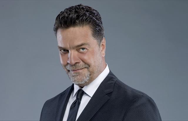 Bu sezon 'O Ses Trkiye' yarmasnda jri koltuuna oturan Beyazt ztrk, Beyaz Show'un akbetiyle ilgili konutu. nl ovmen "Beyaz Show' bitti mi?" sorusuna cevap verdi.