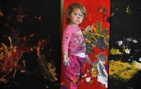 6- AELITE ANDRE 2 yanda sanat galerisinde resim sergisi at. Aelite Andre, Avustralya sanat dnyasnn en ok konutuu "soyut resim" sanatlarndan biri ve sadece 2 yandayken adndan sz ettirmeye balad. stn yetenekli kk kzn resimleri Melbourne'daki sanat galerisi sahibine ulatnda, galeri sahibi resimlerden ok etkilenmi ve hemen sergi amaya karar vermiti.