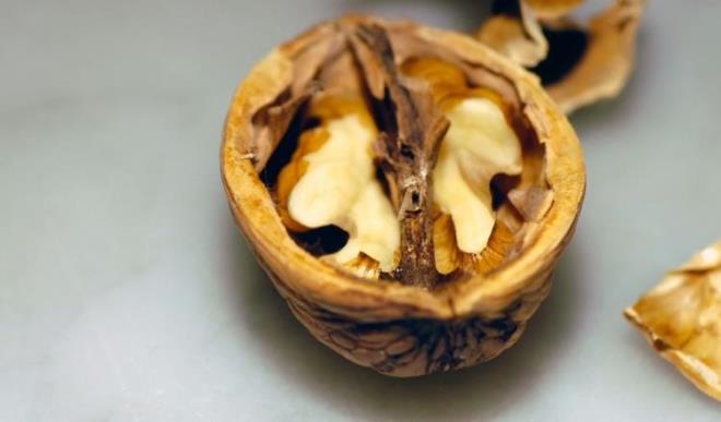 Besin puan 58 olan gdalar:  Bezelye, brlce, kvrck marul, kiraz, ceviz.