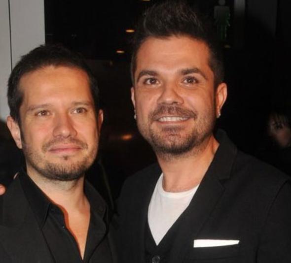 Ama gerekte Doulu kardelerle kan ba bulunmuyor.