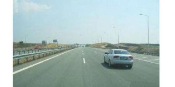 Nfus saym nedeniyle kendisinden baka kimsenin bulunmad yolda (stelik de otoban) saym grevlisinin bariyerlere arparak lm. (TEM Otoyolu-Gebze)