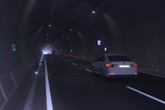 * antiyeyi 30 Austos 2012'de basan PKK'llar, 1 arac atee verip, 1 alan kard. Karlan ii daha sonra serbest brakld.