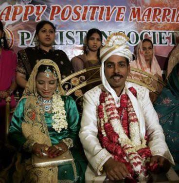 Pakistan'da en ok yaplan gelenek tarzlarndan biri ise, damat adaynn sabr haddi zorlanmaktadr. te bu sorgulama Pakistan'n baz blgelerinde damat aday kzn aile bykleri tarafndan snavdan geirilir.