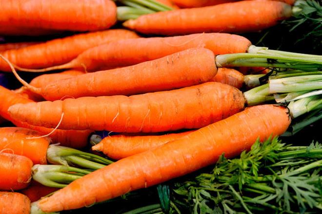 Havu<br>  ncelikle yeil saplarn kesin. Bu ksmlar nemi eker ve havularn hemen yumuamasna neden olur. Tepesi kesilmi ama soyulmam havular, kilitli bir buzdolab poeti iinde buzdolabnn sebze gznde iki hafta kadar dayanabilir. Kk paralara blnm havular ise az skca kapatlm su dolu bir kapta saklarsanz daha uzun sre dayanrlar. Suyu sk sk deitirmeyi ise unutmayn.